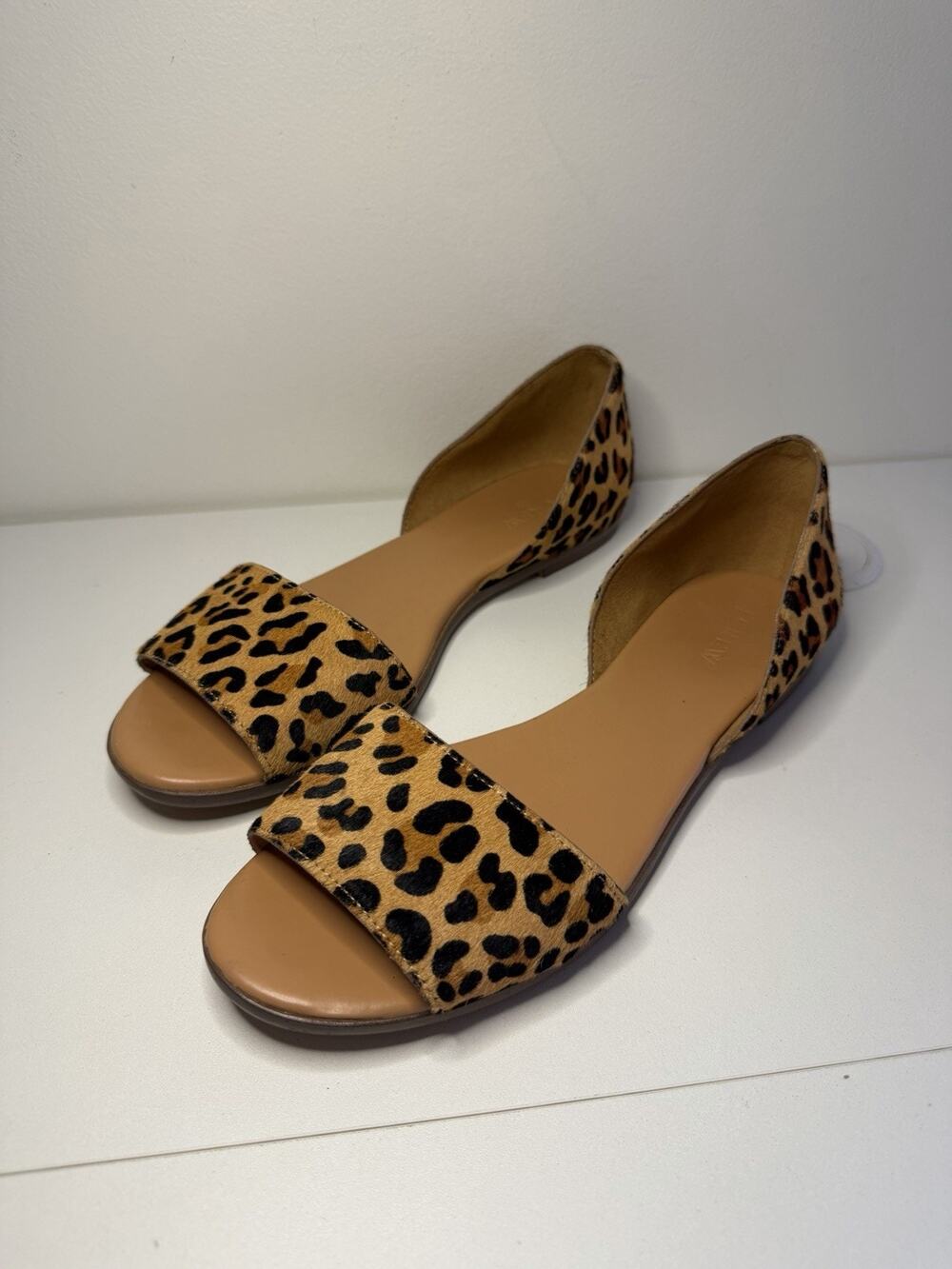 J. Crew Morgan Leopard Print Calf Hair Peep Toe Flat Sandals 9 M D'Orsay Cutout